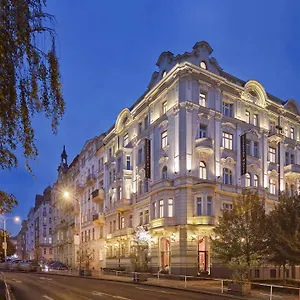 Mamaison Riverside Praga